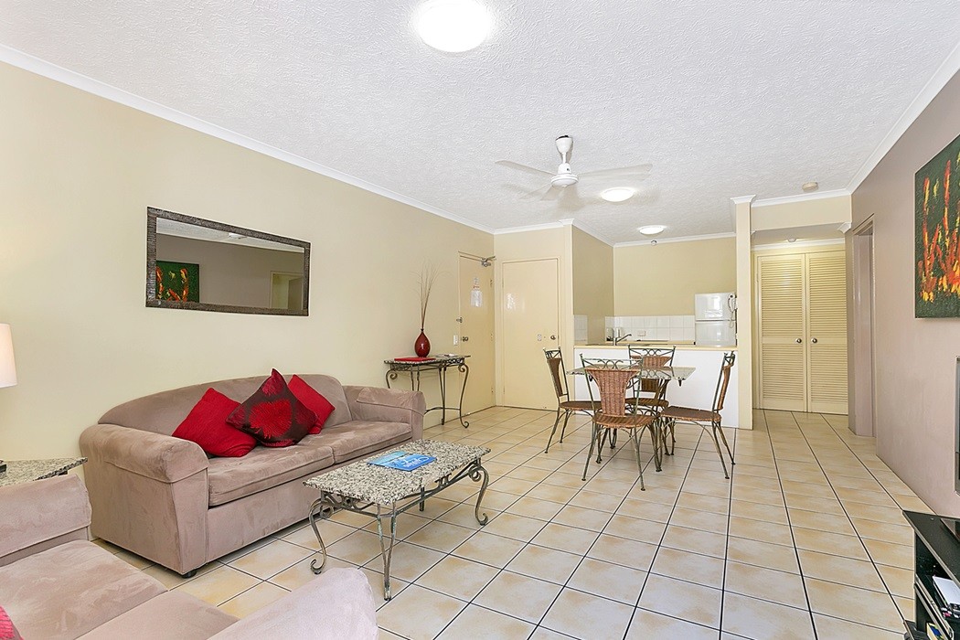 61/129 Oleander Street, Holloways Beach, QLD 4878
