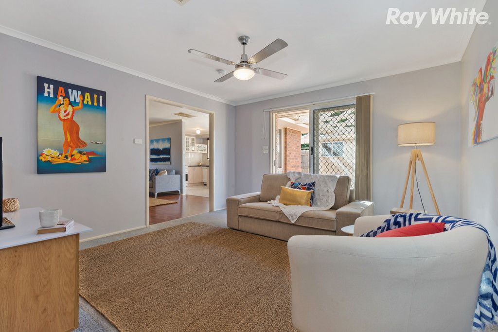 11 Valley Court, Croydon South, VIC 3136