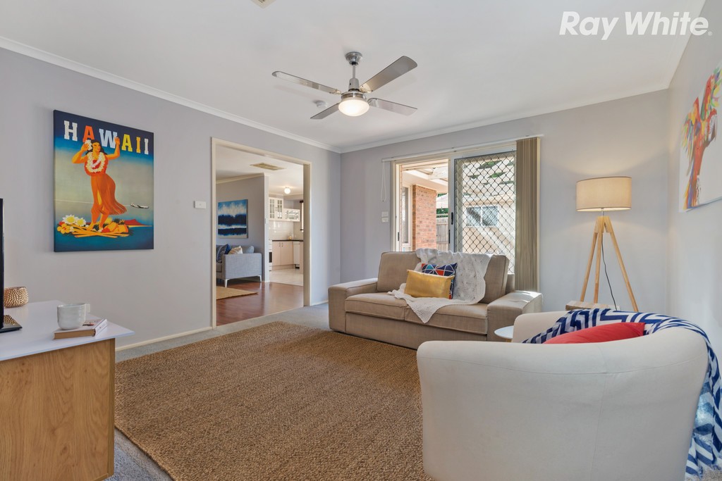11 Valley Court, Croydon South, VIC 3136