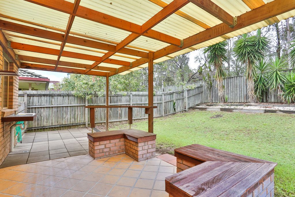 30 Columbus Place, Forest Lake QLD 4078