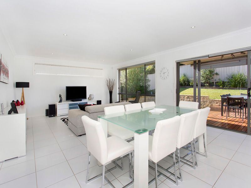 37 Grainger Park Way, Flinders, NSW 2529