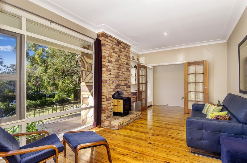 8 Longview Crescent, STANWELL TOPS, NSW 2508
