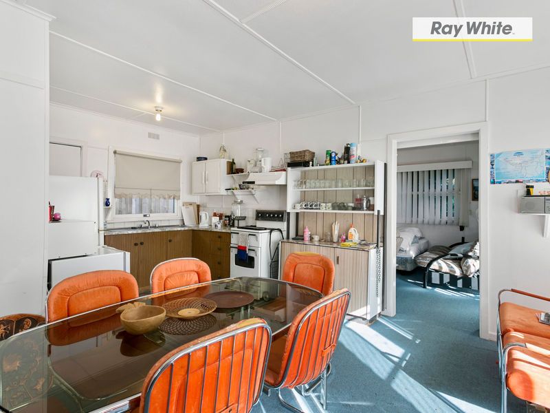 55 Sixth Avenue, Rosebud, VIC 3939