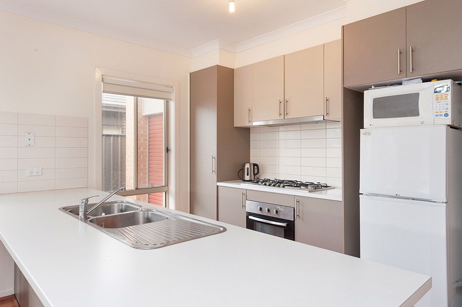 7 Pinnacle Drive, Craigieburn, VIC 3064
