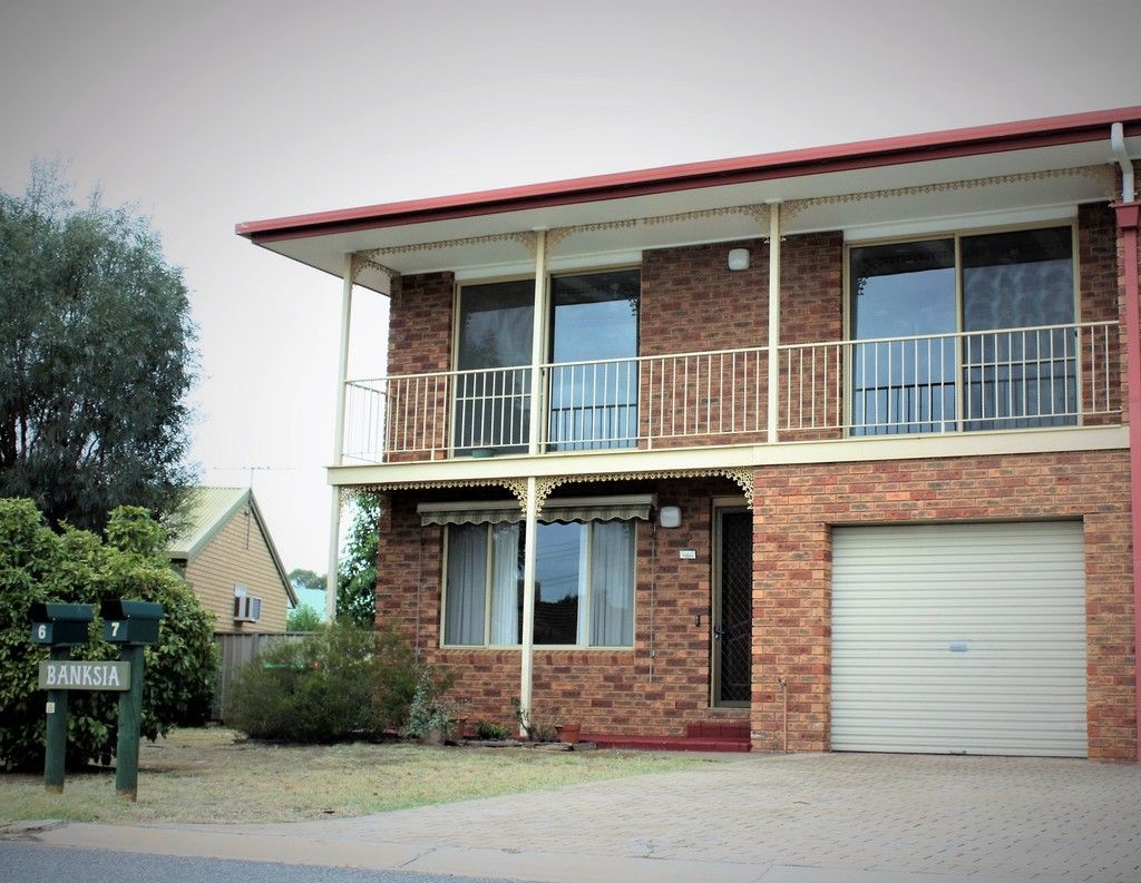 24 Ramsay Street