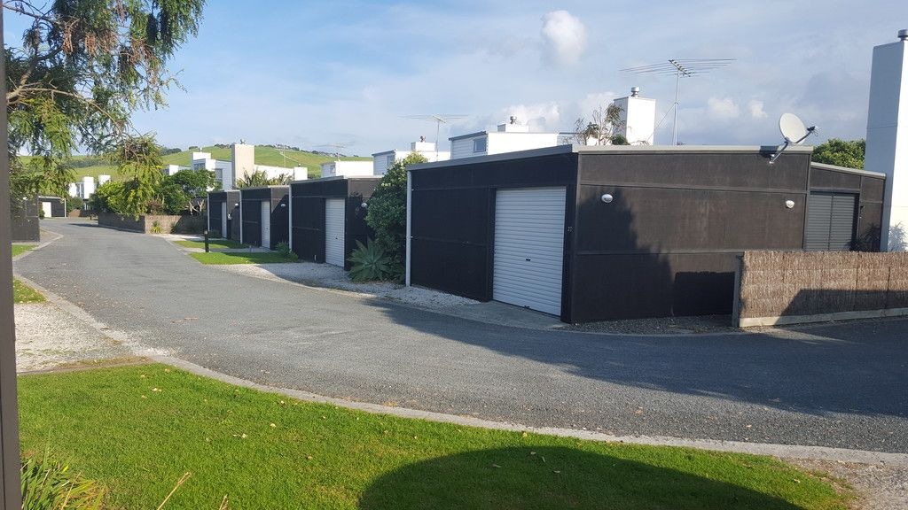 5/189 Mangatawhiri Road, Omaha, Rodney