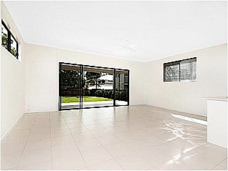 34 Aster Street, Cannon Hill, QLD 4170