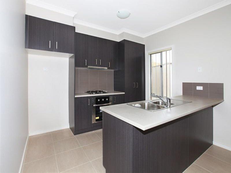 9 Leveque Loop, Craigieburn, VIC 3064