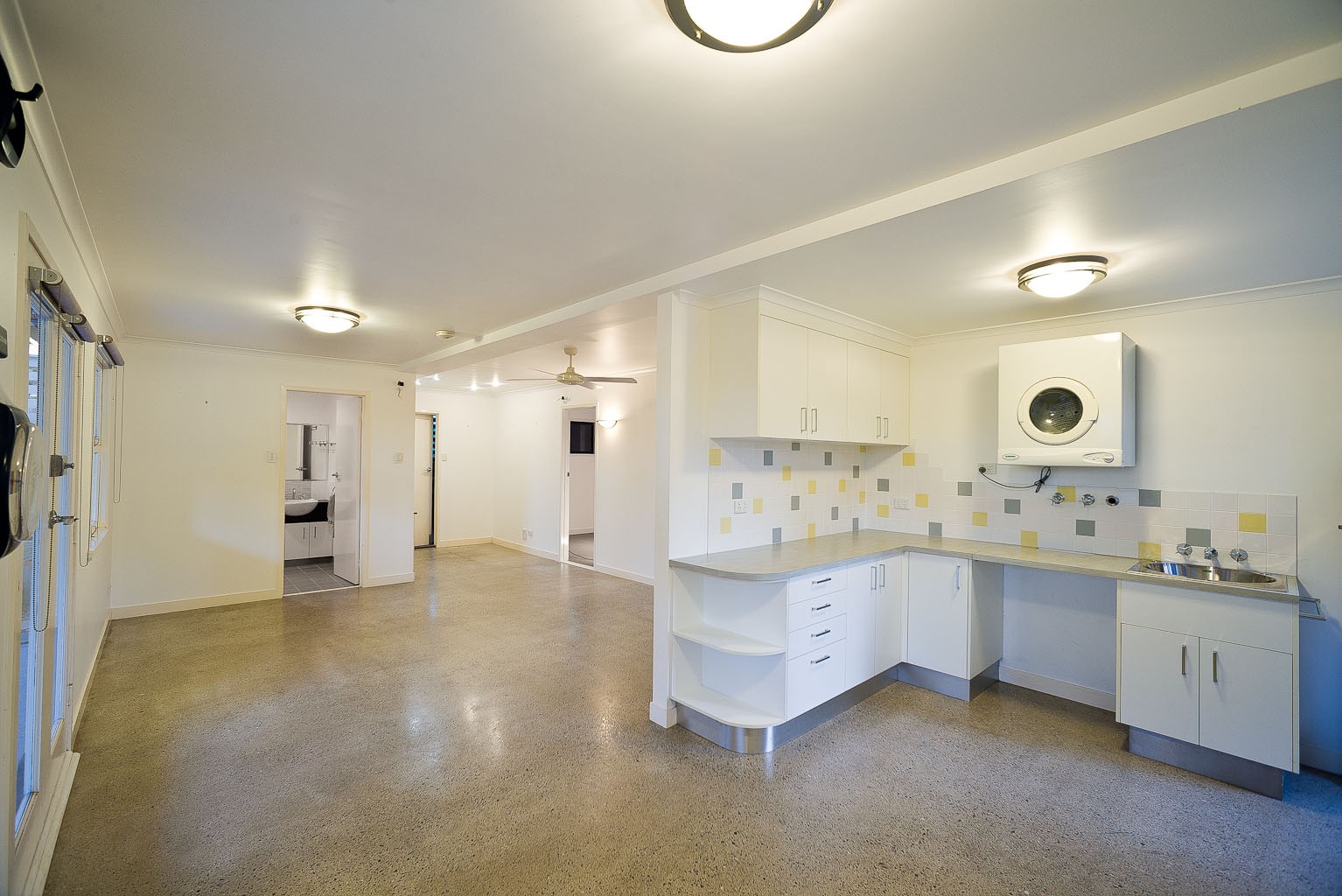 55 Wemvern Street, Upper Mount Gravatt, QLD 4122