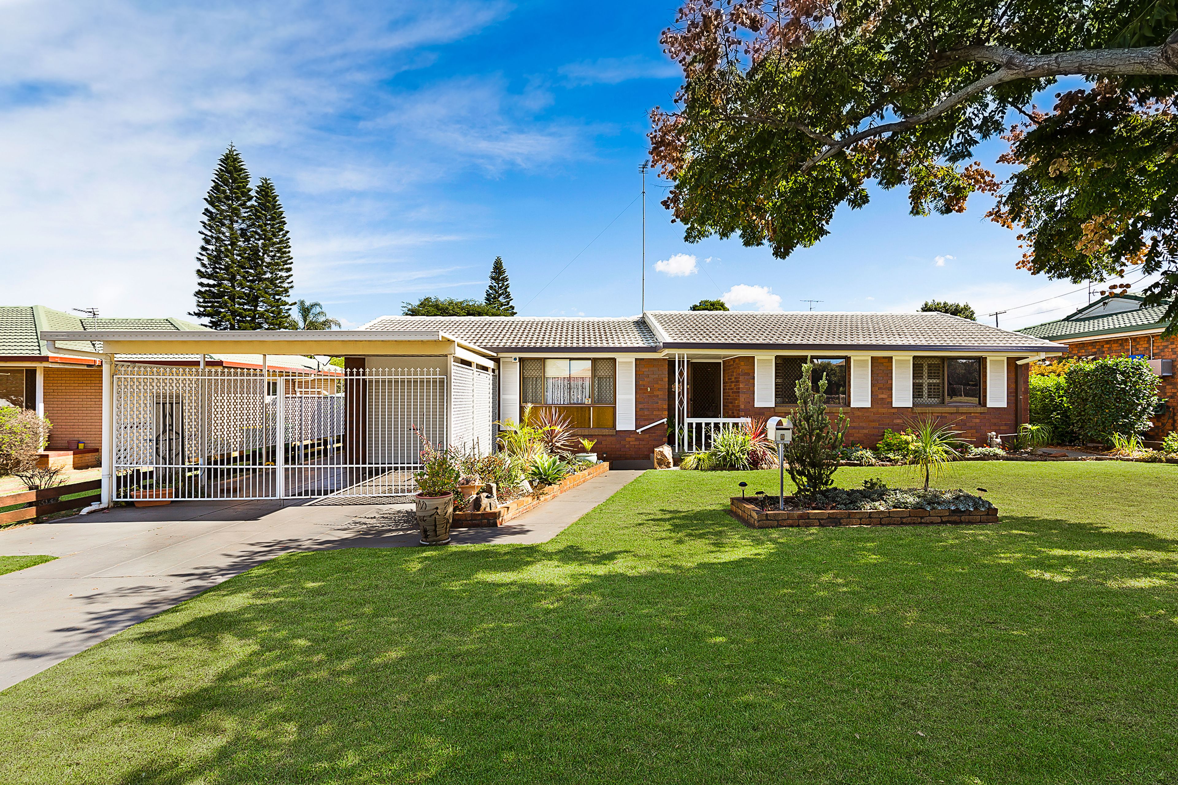 9 Aruma Street, Wilsonton Heights QLD 4350