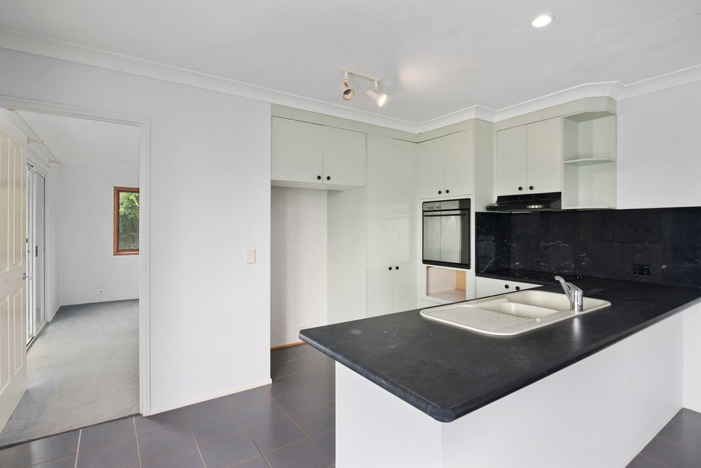 5A Westminster Boulevard, Elanora, QLD 4221