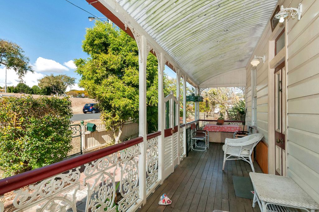 4 Lion Street, Ipswich, QLD 4305