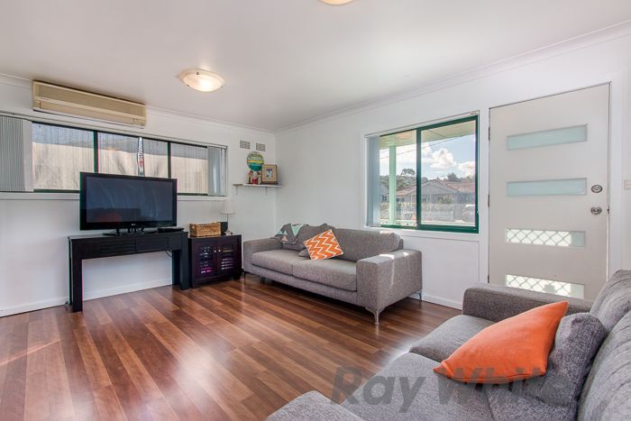 16 Cassia Crescent, Gateshead, NSW 2290