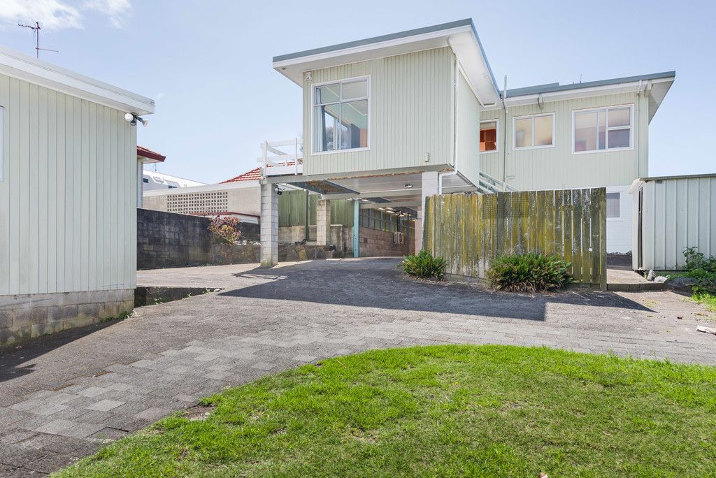 211 Oceanbeach Road, Mt Maunganui, Tauranga City