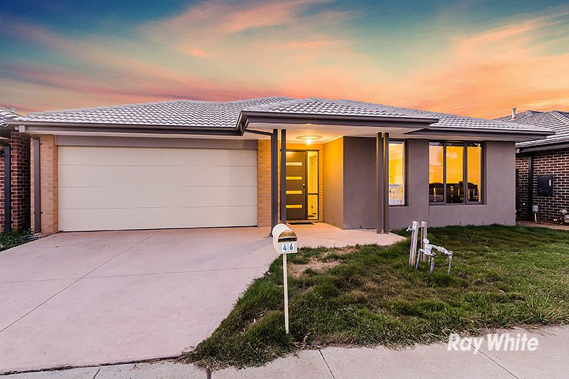 46 Selandra Boulevard, Clyde North VIC 3978