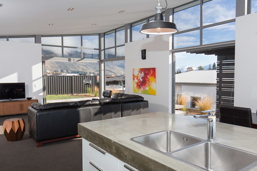 14 West Meadows Drive - Hollywood Rise, Wanaka, Queenstown Lakes District