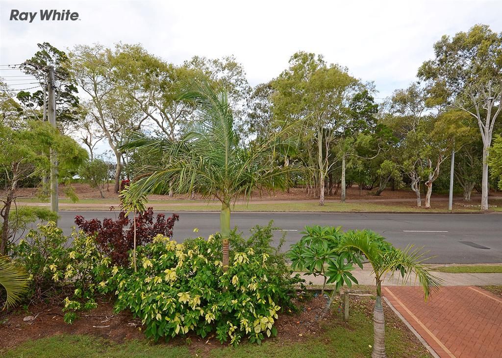 532 Charlton Esplanade, Urangan, QLD 4655