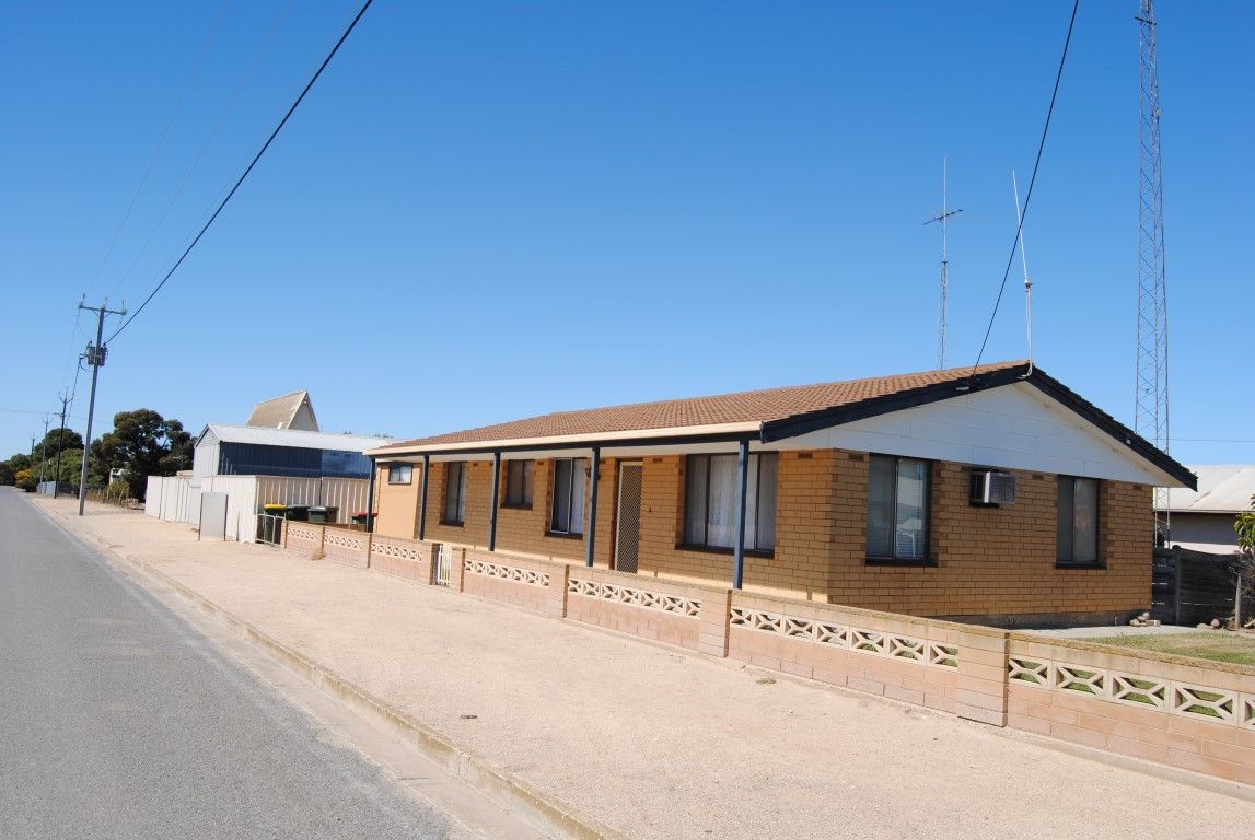 1 Lawhill Street, Port Victoria, SA 5573
