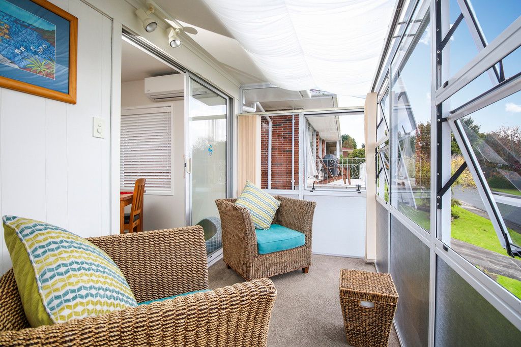 11 Kayeleen Place, Howick, Manukau City