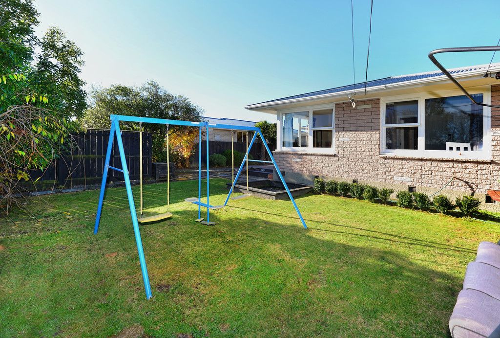 106 Avondale Road, Avondale, Christchurch City