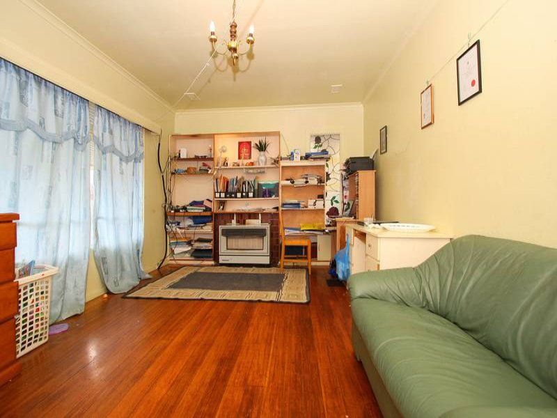 32 Crevelli Street, Reservoir, VIC 3073