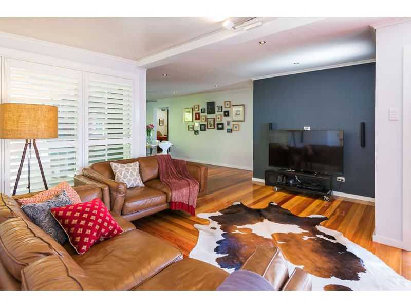 219 Wishart Road, Wishart, QLD 4122