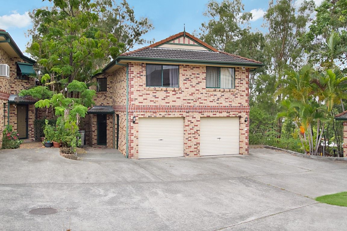 19 Doyalson Place, Helensvale QLD 4212