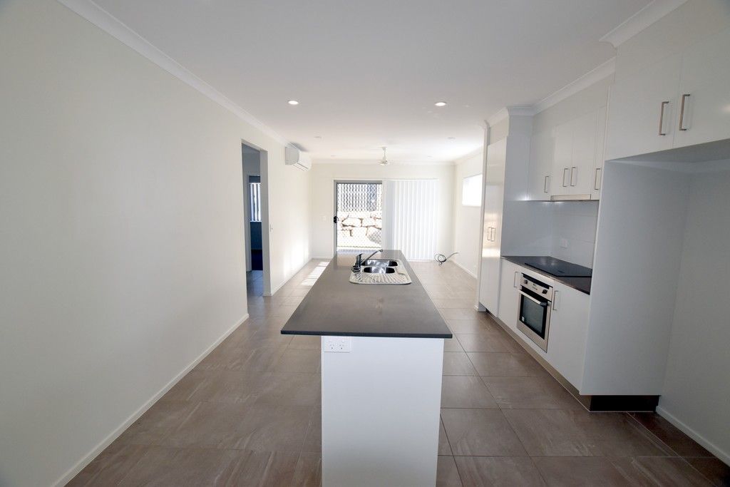 39 Clover Crescent, Boyne Island, QLD 4680