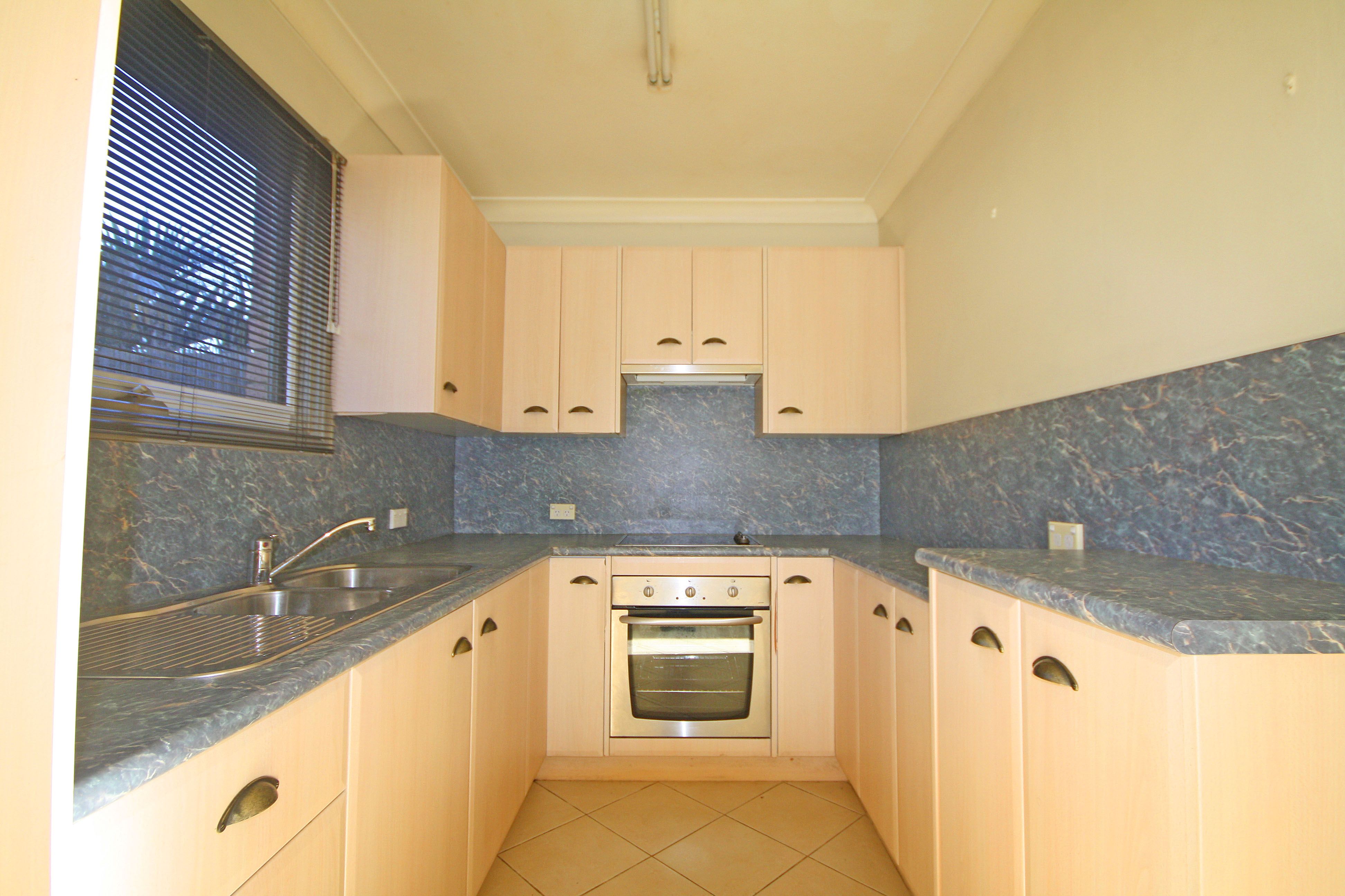 Ambarvale, NSW 2560