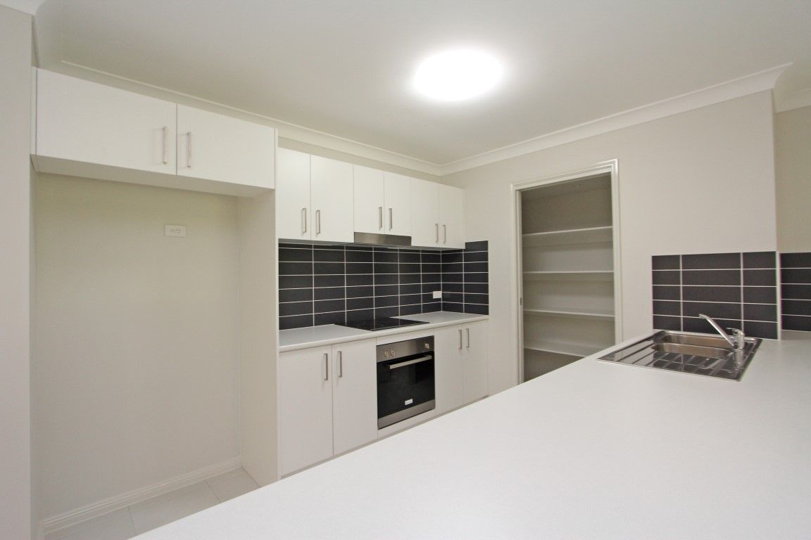124 Casey Drive, Wyong, NSW 2259