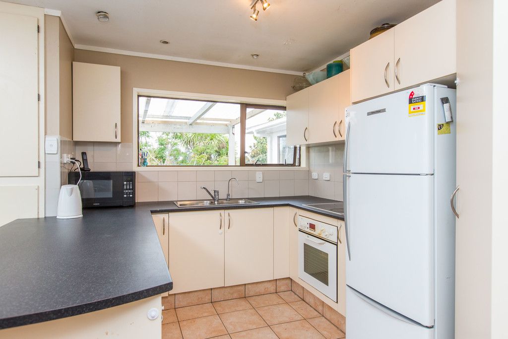 69 Holmes Road, Manurewa, Manukau City