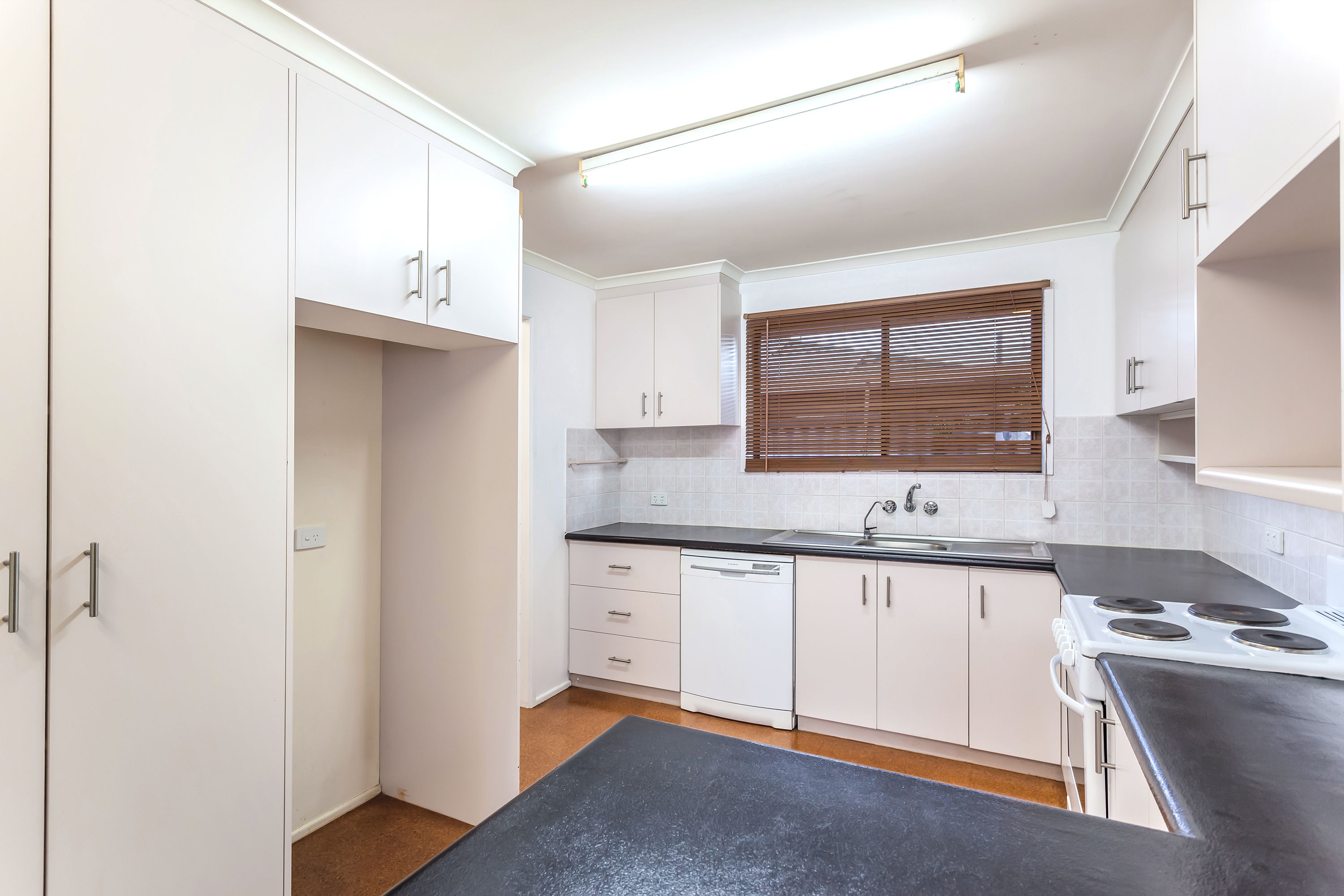 59 Noll Street, Kearneys Spring, QLD 4350
