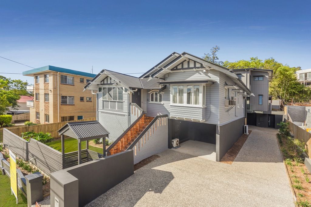 89 Hawthorne Road, Hawthorne QLD 4171