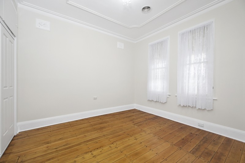 13 Victoria Parade, Goulburn, NSW 2580