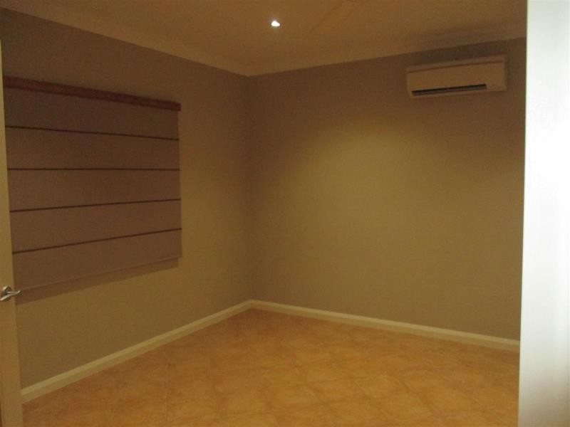 27 Walkington Circle, Millars Well, WA 6714