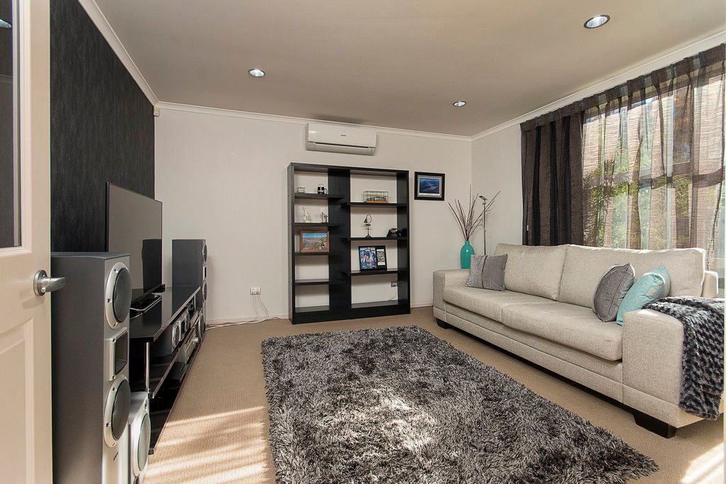 77 The Track, Takanini, Papakura