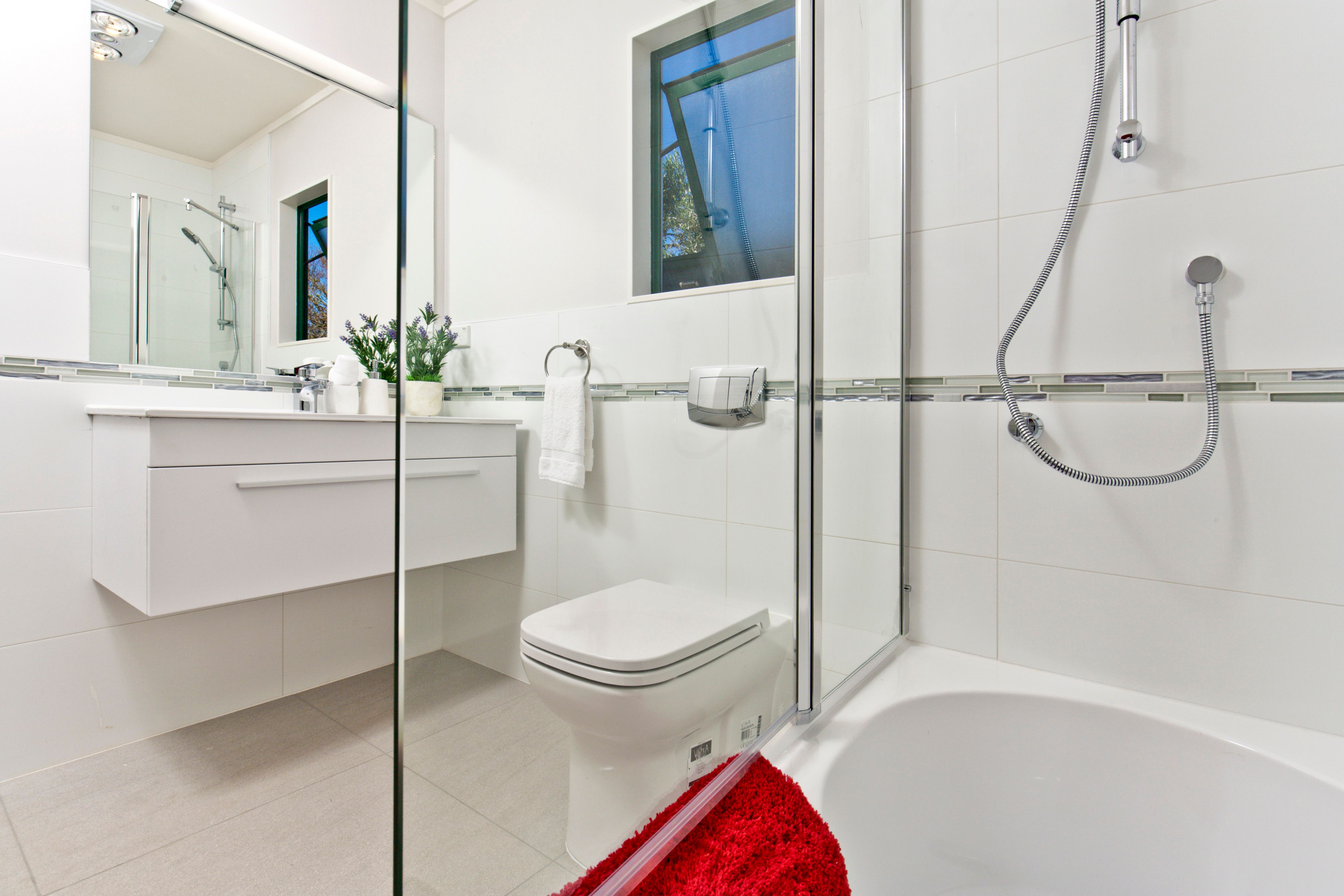 37B Tramway Road, Beach Haven, North Shore City