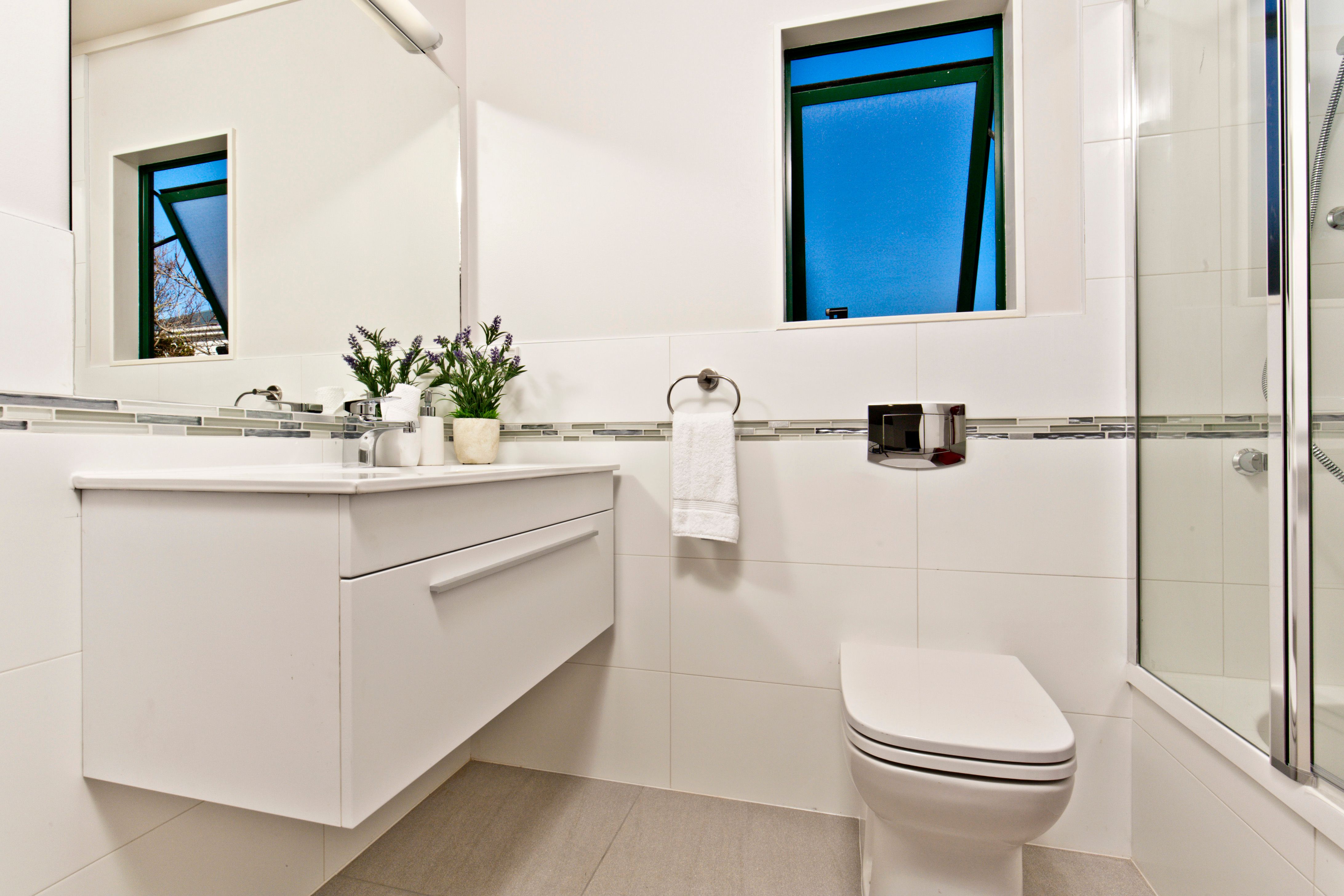 37B Tramway Road, Beach Haven, North Shore City