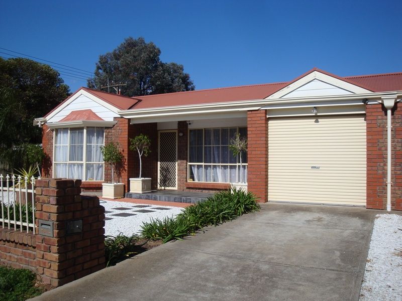 1/40 Traverse Avenue (corner of Meridian Rd), Salisbury North, SA 5108