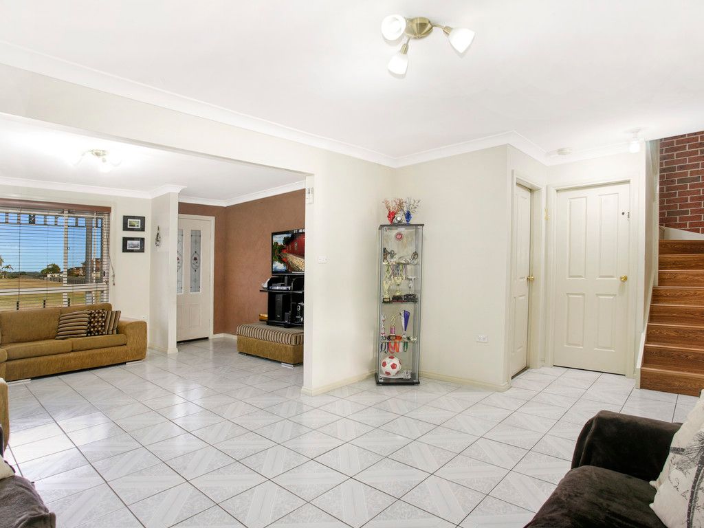 15B Gallipoli Street, Bossley Park, NSW 2176