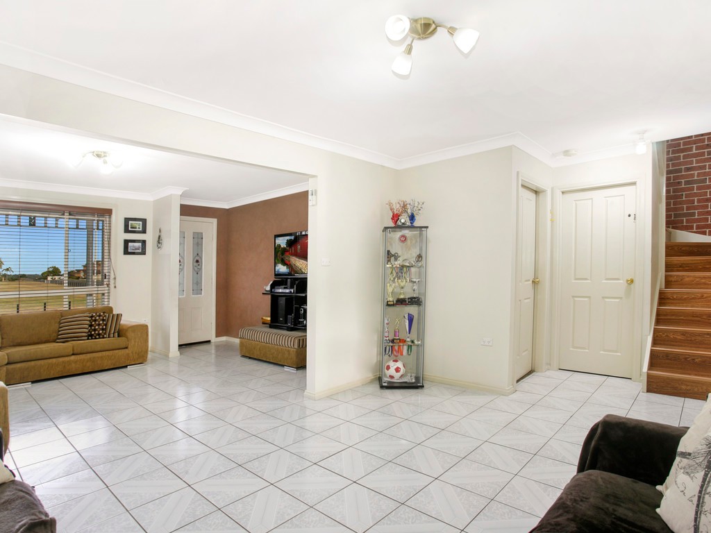 15B Gallipoli Street, Bossley Park, NSW 2176