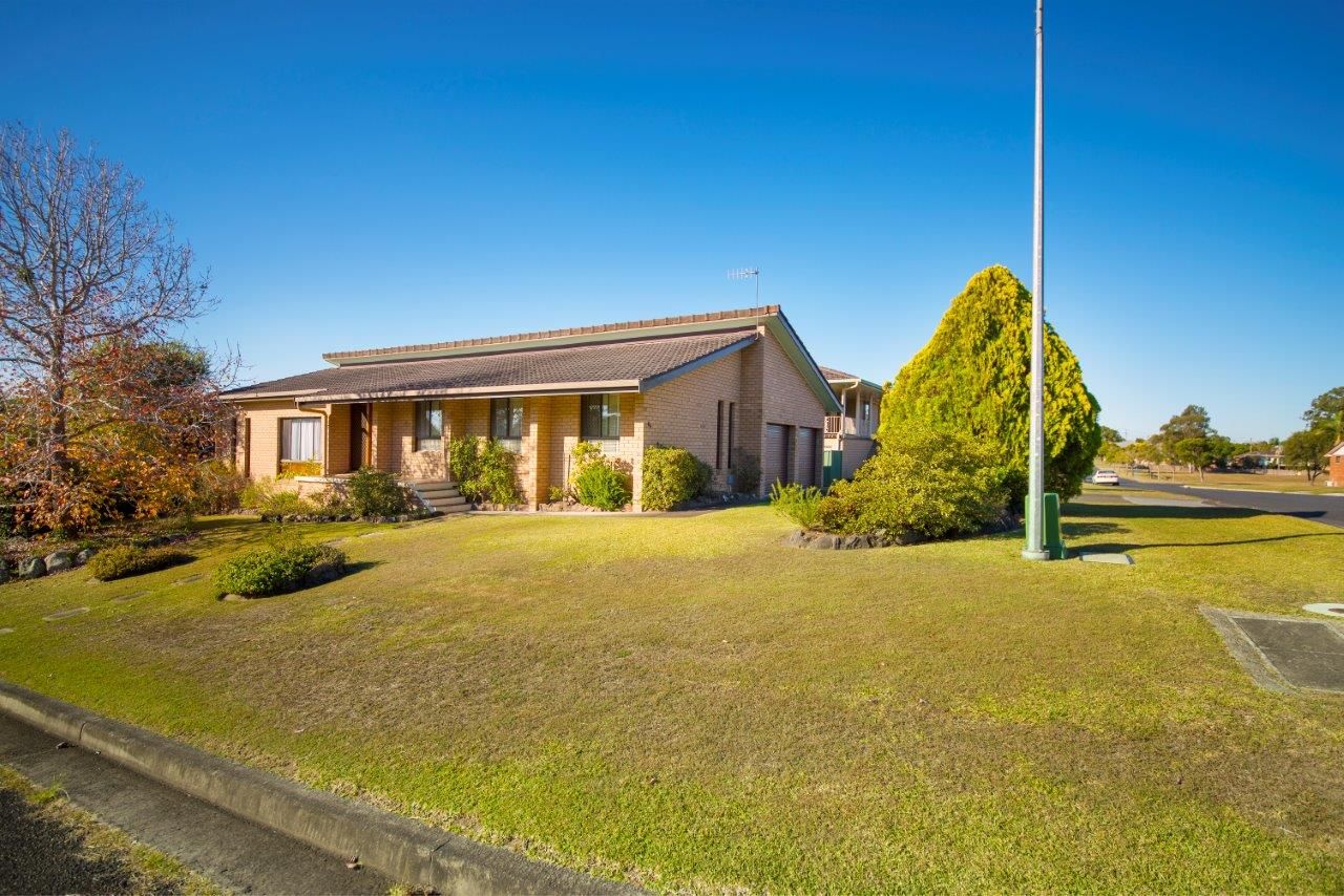 64 Ritchie Crescent, Taree, NSW 2430