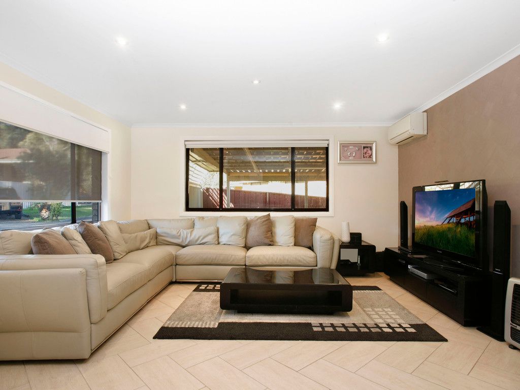 9/4 Amiens Close, Bossley Park, NSW 2176