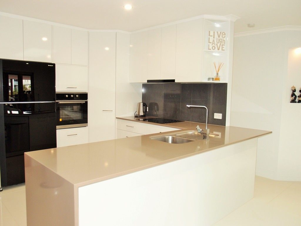 2/2 Rakumba Place, Mountain Creek, QLD 4557