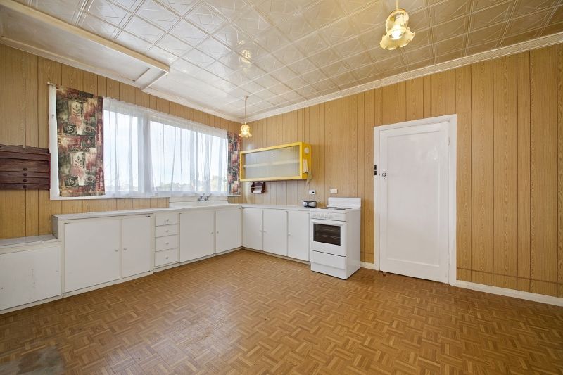 10 Salford Street, Goulburn, NSW 2580