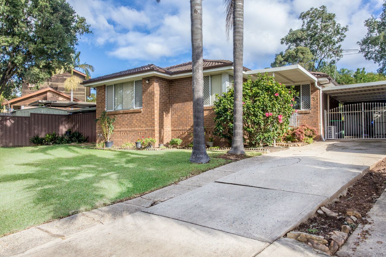 3 Henry Lawson Avenue