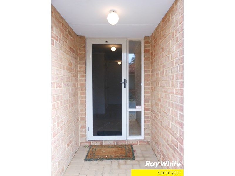 8/12 Kaliamba Court, Cannington, WA 6107