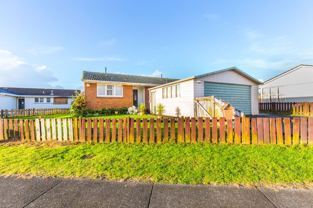 7 Windrush Close, Mangere, Manukau City