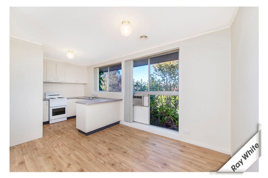 34 Bennelong Crescent, Macquarie, ACT 2614