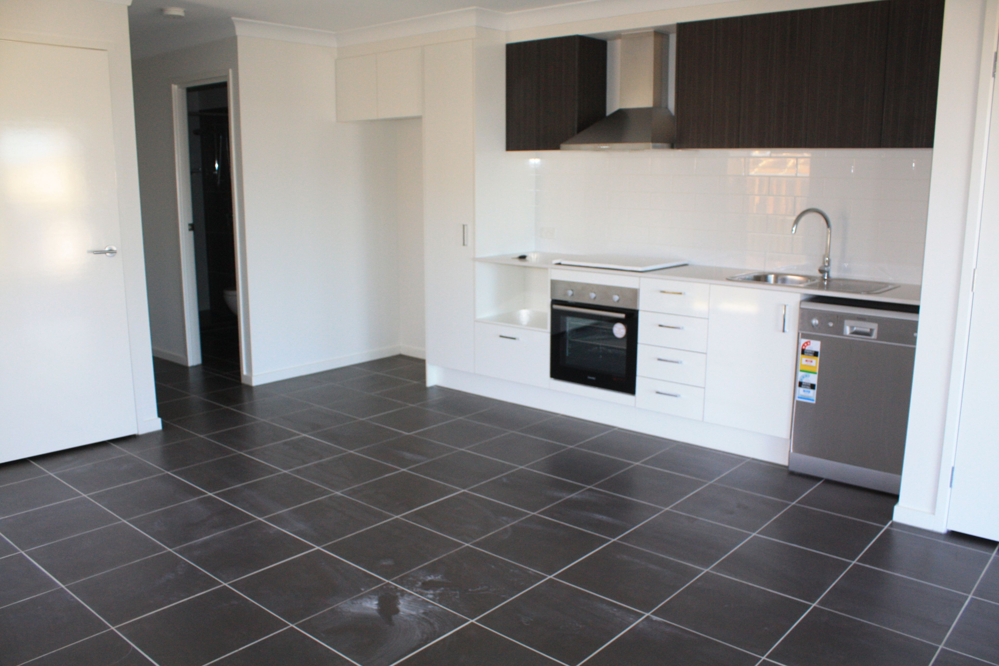 2/9 Balonne Street, Brassall, QLD 4305